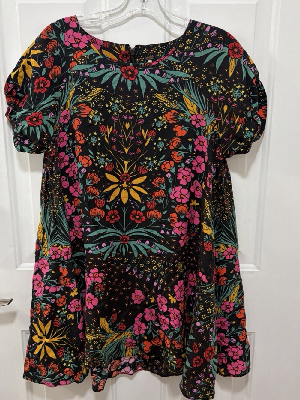 Free People Strawberry Fields swingy Mini Dress M Fall Floral